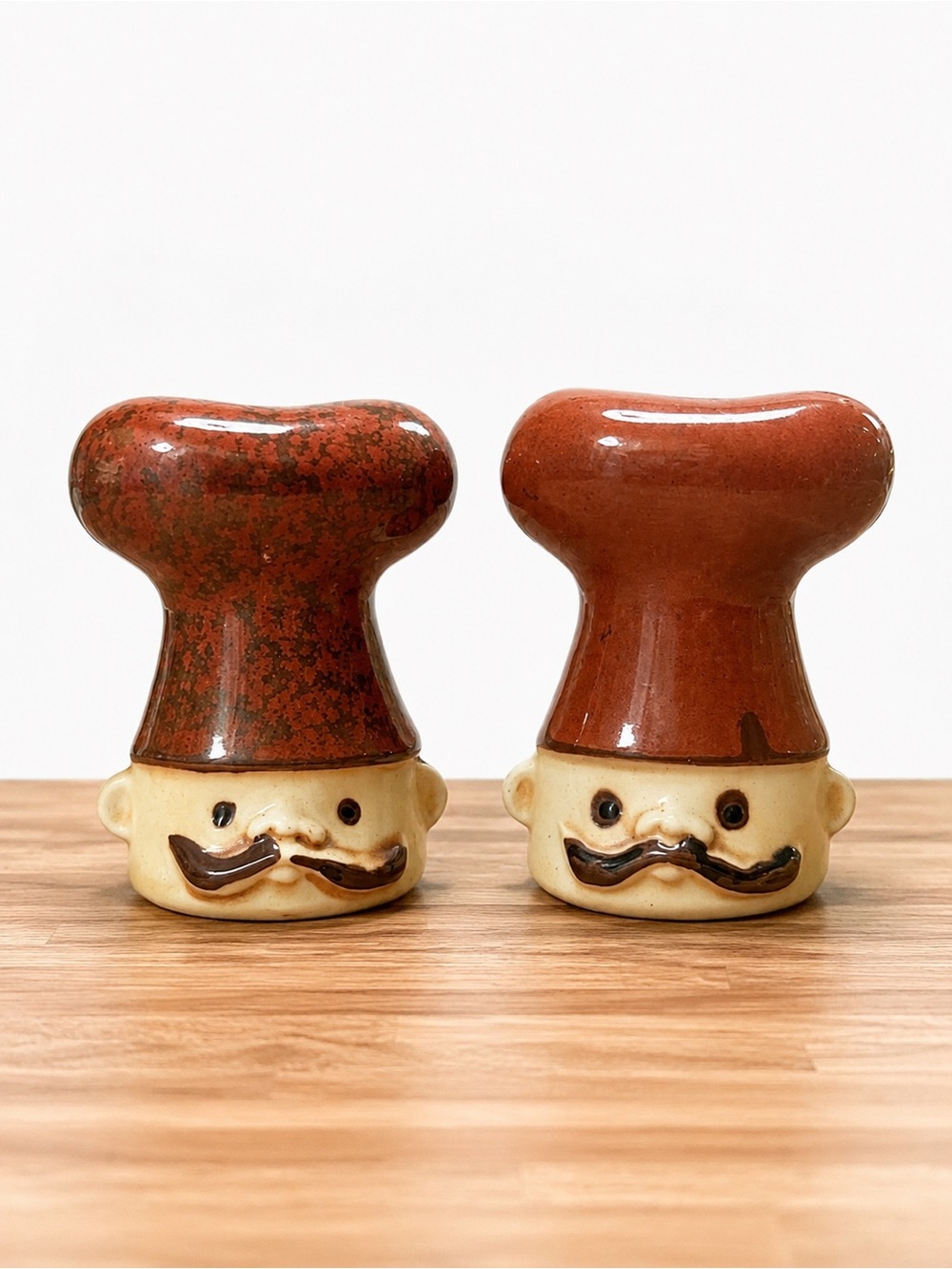 Vintage Japan Salt Pepper Shakers Chef's Heads Cooking Pottery glazed
